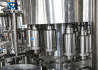 Materiale regolabile dell'imbottigliatrice SUS304 della soda della bevanda del carbonato di velocità