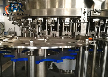 L'imbottigliatrice della soda di 15000 BPH/acqua frizzante ha carbonatato la macchina di rifornimento della bevanda